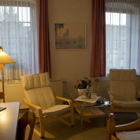 Kertscher-hof 3* Schmölln