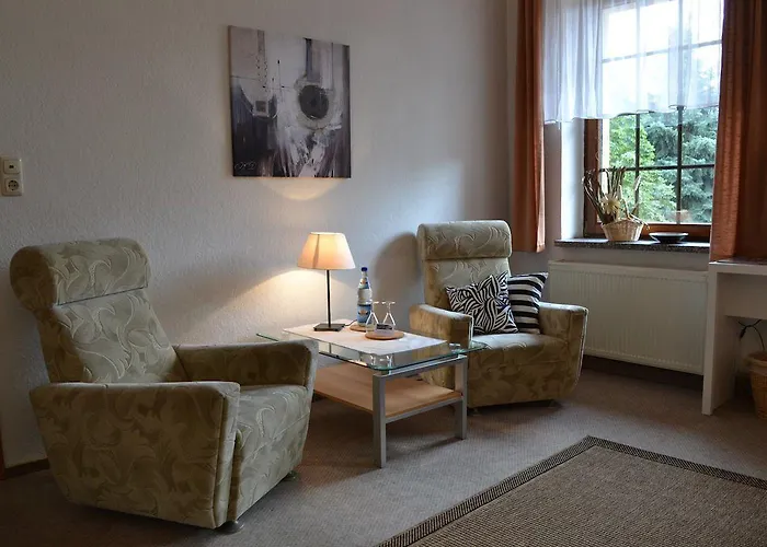 Kertscher-hof Otel Schmölln